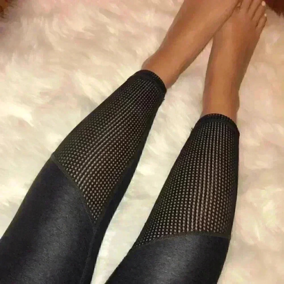 Zella Long Leggings with Mesh Leg Design‎ - Picture 2 of 9